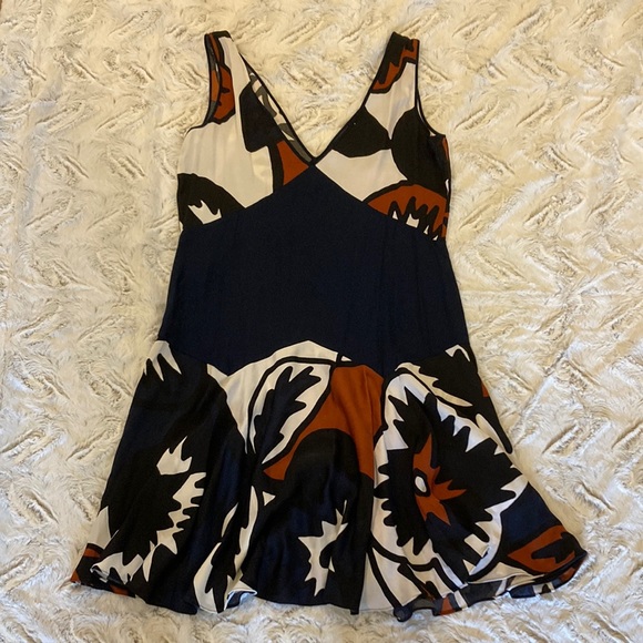 Diane von Furstenberg Drop Waist Dress - Picture 3 of 4